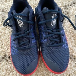 Nike boys basketball shoes